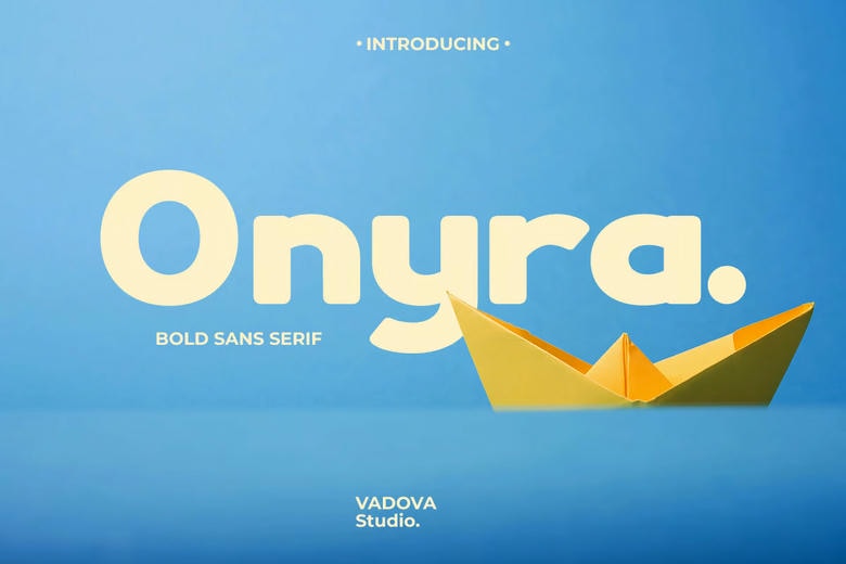 Onyra Font